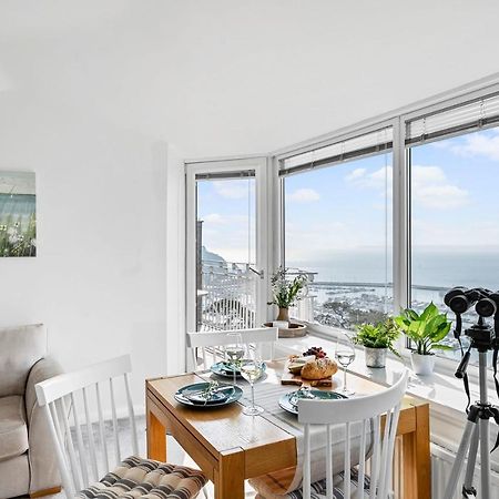 Wellswood Apartment - Sunny Apartment With Stunning Sea Views And Private Balcony Torquay Esterno foto